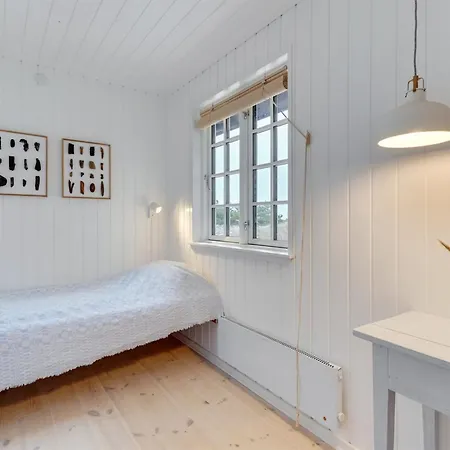 Aleksi - 500m From The Sea By Interhome